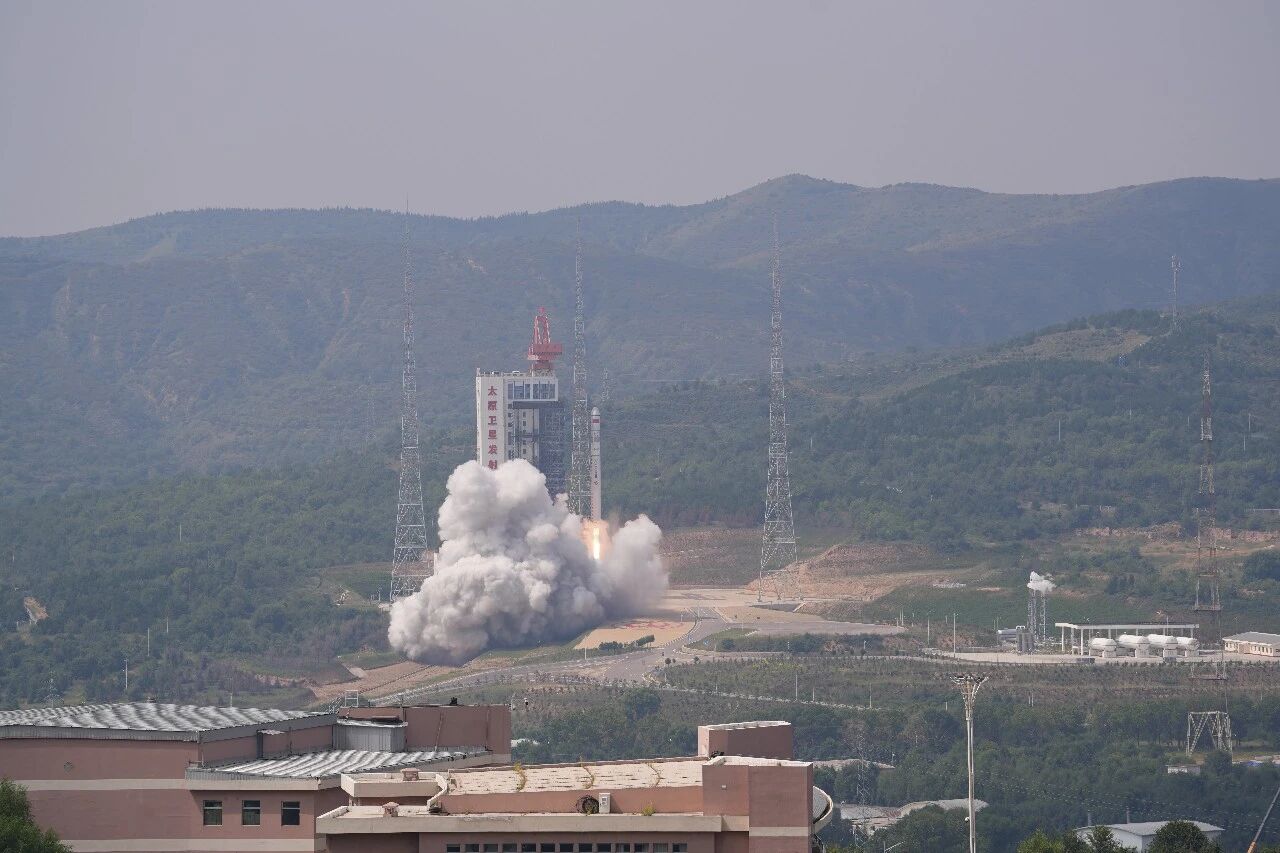 哈工大总体研造的八一04星“哈尔滨号”成功发射